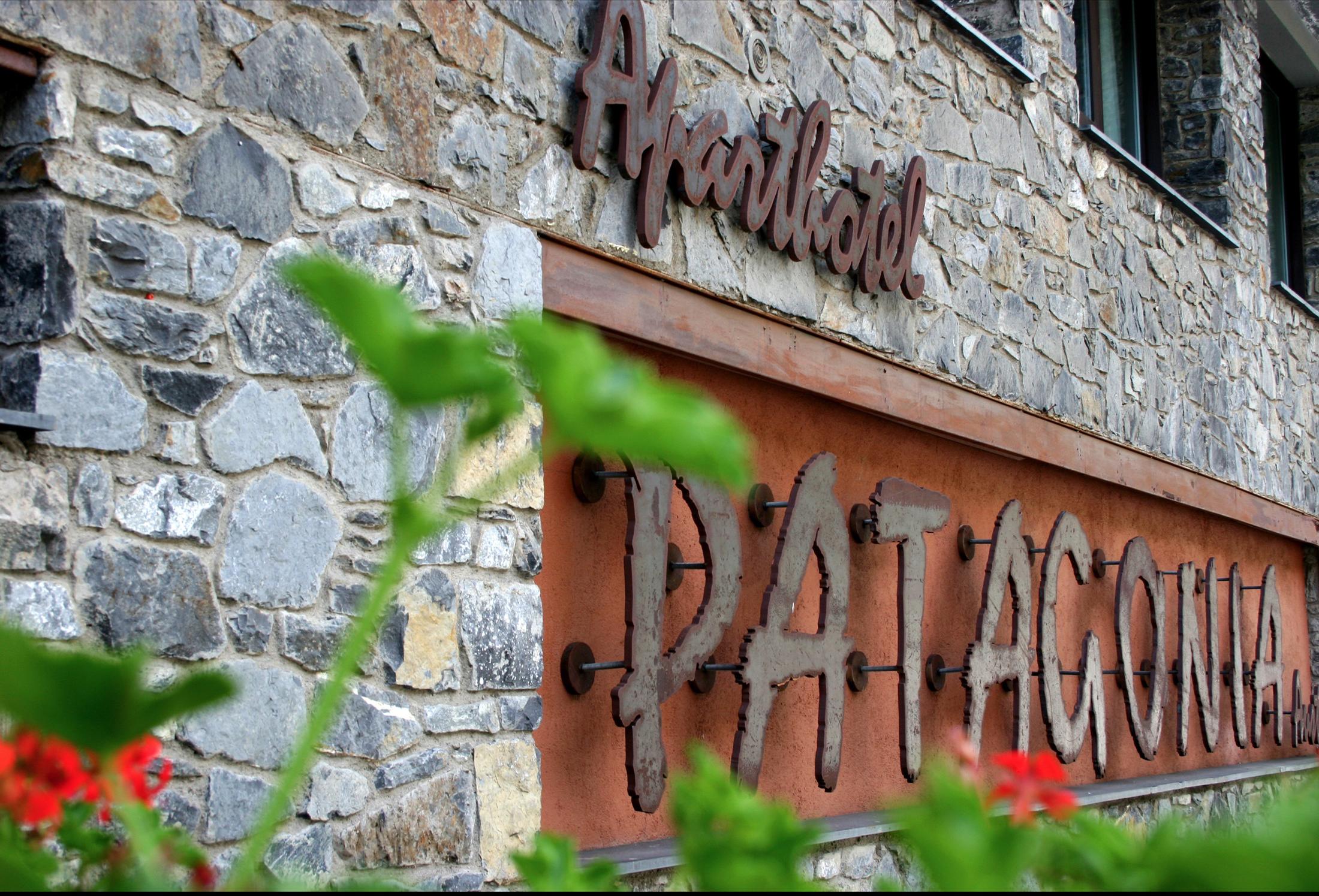 Hotel Yomo Patagonia Arinsal Exterior foto